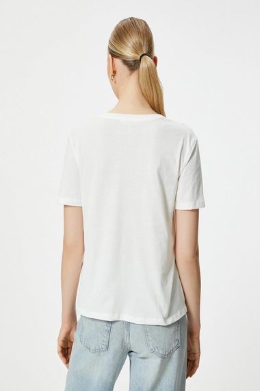 Коротка футболка з V-подібним вирізом, з принтом, виготовлена з 100% бавовни, білого кольору, доступна в розмірах S і L - фото 4