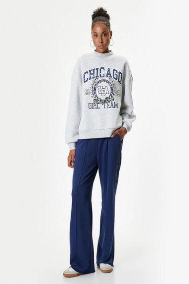 Oversize College Print Sweatshirt with Round Neck, Brushed Interior, Available in Gray and Multiple Sizes - photo 2