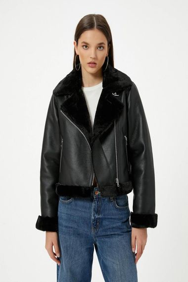 Куртка-байкер з хутряним коміром, чорна, з довгими рукавами та кишенями для стильного зимового образу - фото 3
