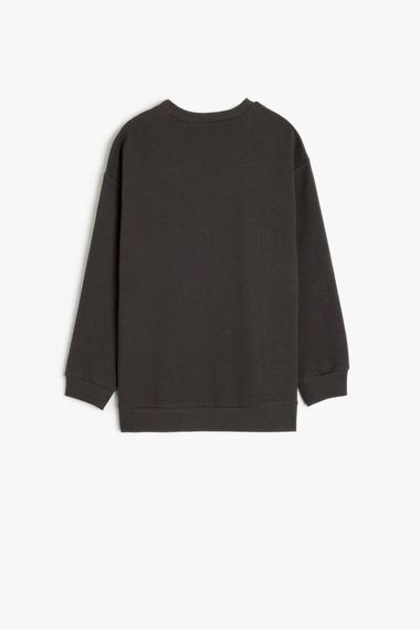 Koton Erkek Çocuk Uzun Kollu Etiket Detaylı Oversize Basic Sweatshirt - photo 2