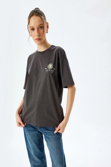 Котоновий короткий рукавний футболка з принтом, зручний крій, круглий виріз, 100% бавовна для повсякденного носіння - фото 2