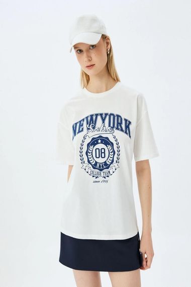 Koton Kolej Baskılı Bisiklet Yaka Kısa Kollu Tişört - fotoğraf 3