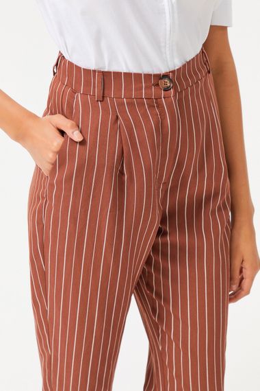 Striped Brown Pleated Wide-Leg Trousers for Casual Wear by MAVI, Regular Fit, Made of 92% Viscose and 8% Polyester, Available in Various Sizes - photo 1