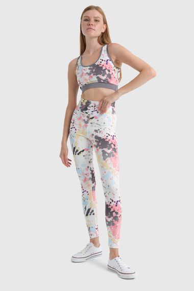 تسوقي تى شورت رياضي نسائي باللون الخردل من ماركة أندر وير بمقاسات S و M و L - صورة 1