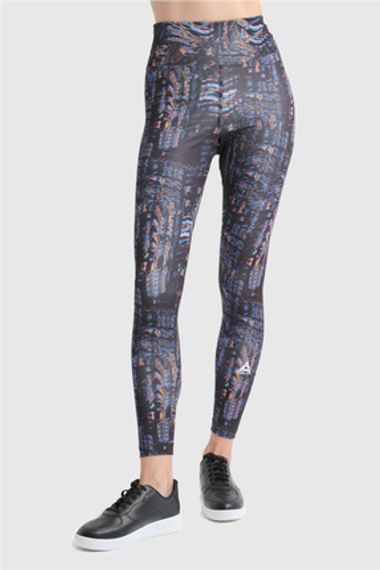 تسوقي طيّات الساق المريحة للنساء بألوان نابضة، مقاسات متنوعة S، M، XL من علامة Underwear - صورة 3