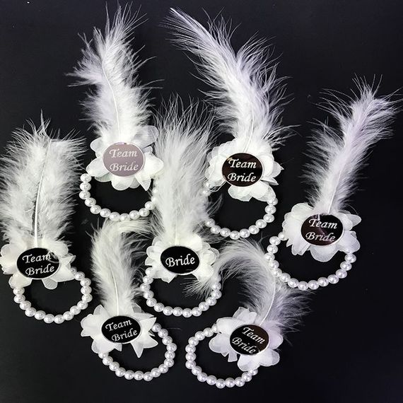 İncili Nedime Bilekliği Gümüş Renk Pleksili Beyaz Otrişli 7 Adet - fotoğraf 1