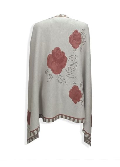 Women's Stone Rose Patterned Shoulder Shawl