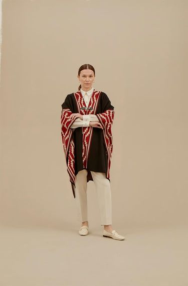 Women's Black Patterned Poncho - photo 3