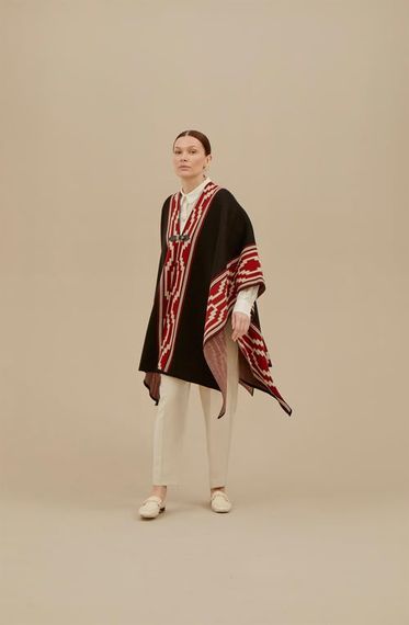 Women's Black Patterned Poncho - photo 2