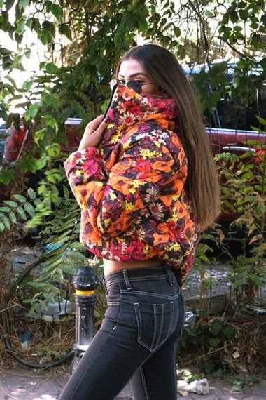 Markano Orange Stand-Up Collar Floral Short Puffer Coat - photo 2