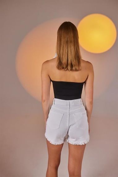 المتعثرة جان السراويل البيضاء - صورة 5