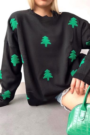 سويت شيرت أسود بياقة دائرية بتصميم عيد الميلاد ونقش شجرة الصنوبر، مقاس قياسي - صورة 4