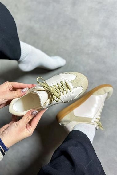 Markano Araz Bej Cilt Süet Detaylı Kadın Sneakers