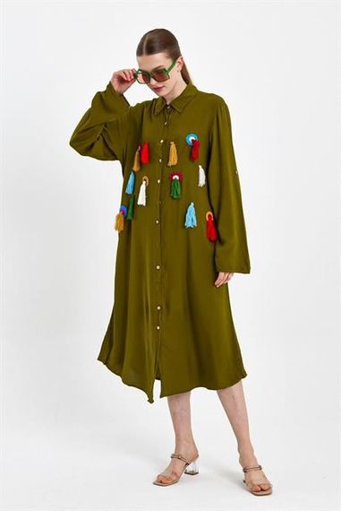 Markano Haki Sırtı Kızılderili Baskılı 3D Çiçek Nakışlı Püsküllü Uzun Gömlek Elbise - photo 3