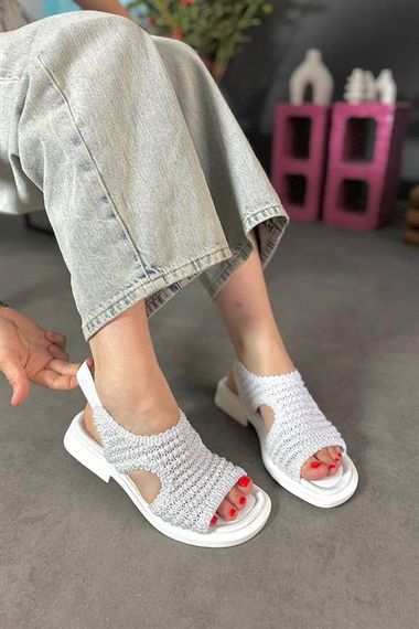 Жіночі сандалі Markano Hory з білої шкіри з плетеними деталями, доступні в розмірах 36-40