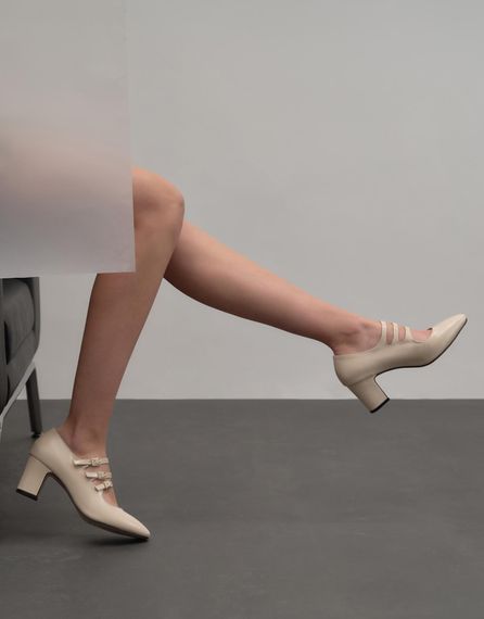 Vinta Üç Bantlı Vingate Görünümlü Kadın Topuklu Ayakkabı  Bej - fotoğraf 2