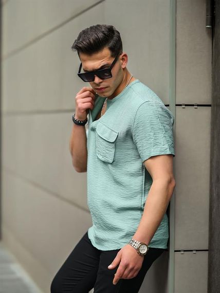 V-Neck Fit Shirt with Pocket Detail - Green - photo 2