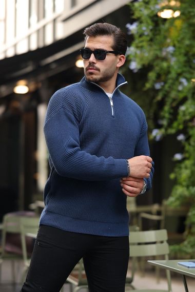 Oversize чоловічий трикотажний светр з напівблискавкою, індиго, 100% бавовна, стильний та зручний, ідеальний для холодних днів - фото 3