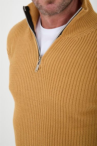 Оверсайз мужской пуловер с полурукавом в стиле Селаник, цвет горчицы, 100% хлопок, комфорт и стиль для холодных дней - фото 3