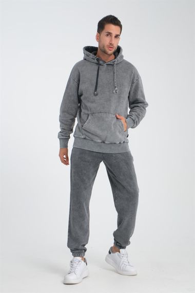 Мужской утепленный спортивный костюм оверсайз с эффектом потертости, антрацитовый, сочетает комфорт и стиль для повседневного использования - фото 1