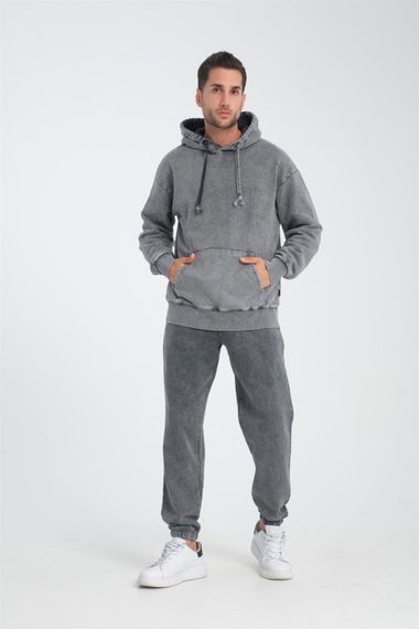 Мужской утепленный спортивный костюм оверсайз с эффектом потертости, антрацитовый, сочетает комфорт и стиль для повседневного использования - фото 4