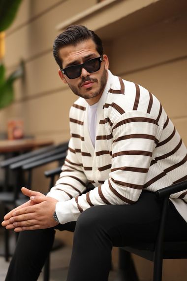 Oversize Çizgili Düğmeli Erkek Hırka - Kahve - fotoğraf 2