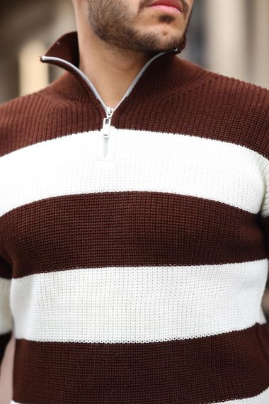 Мужской свитер с полоской, полузастежка, мягкий трикотаж, цвет коричневый, стильный и комфортный для зимних образов, доступен в M, L, XL - фото 2