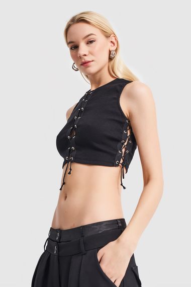 Women's Black Colored Bird Eye Crop Body with Front and Side Tie - photo 3