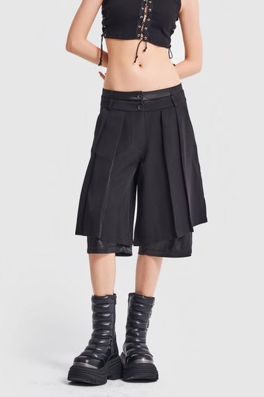 Women's Black Color Double Belt Loose Cut Midi Length Shorts - photo 2