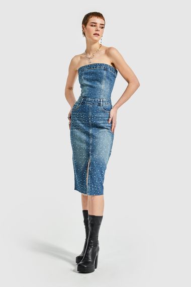 Жіноча джинсова сукня без бретелей з блискучим камінням кольору лайкра - фото 1