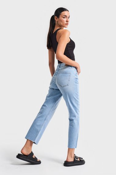 Kadın Mavi Renk Cropped Fit %100 Koton Denim Pantolon - صورة 5