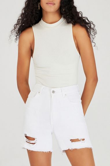 Women's White Color Ripped Detailed White Jean Shorts - photo 1