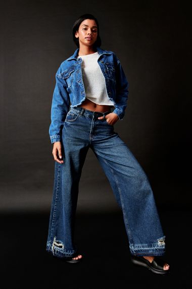 Women Blue Color Relax Crop Fit Double Pocket Tasseled Jean Jacket - photo 1