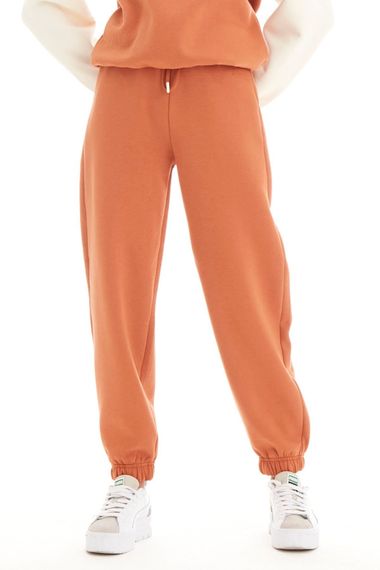 Women's Brown Color Three Thread Inner Raised Jogger Fit Sweatpants - photo 1