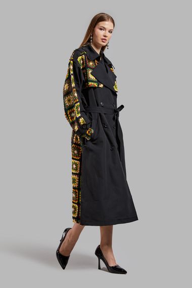 Женское черное этническое длинное пальто с ремнем, модель S, ткань 95% полиэстер, 5% эластан - фото 1