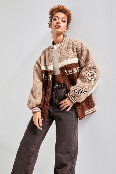 Kadın Bej Kahve Renk Teddy Kumaş Oversize Tasarım Kolej Ceket - photo 4