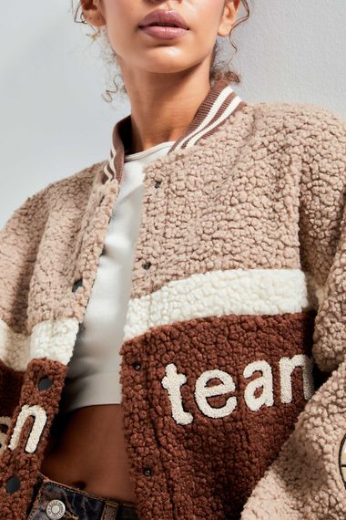 Kadın Bej Kahve Renk Teddy Kumaş Oversize Tasarım Kolej Ceket - photo 3