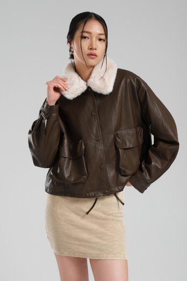 Kadın Kahve Rengi Oversize Peluş Yaka Suni Deri Ceket Mont - photo 1