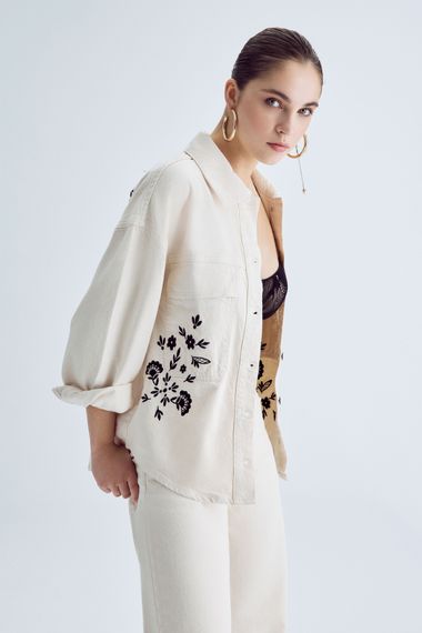 Kadın Raw Renk 7S569 Nakışlı Tasarım Oversize Denim Ceket - fotoğraf 1