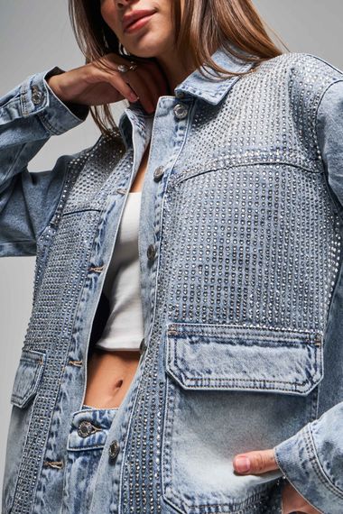 Kadın Kot Rengi T-4S5-27 Parlak Taşlı Oversize %100 Koton Yandan Cepli Tasarım Denim Ceket - صورة 2