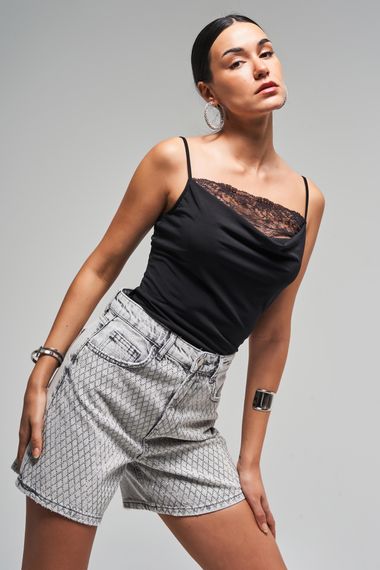 Kadın Gri Renk T-4S5-12 Parlak Taşlı Mom Fit Midi Boy Tasarım %100 Koton Denim Şort - фото 5