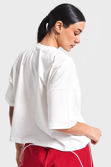 Kadın Beyaz Renk Love Baskılı Taş Detaylı Oversize Tasarım T-Shirt - fotoğraf 5