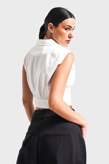 Kadın Ekru Renk Sıfır Kol Yakalı Kemeri Lastlikli Crop Tasarım Gömlek - photo 2