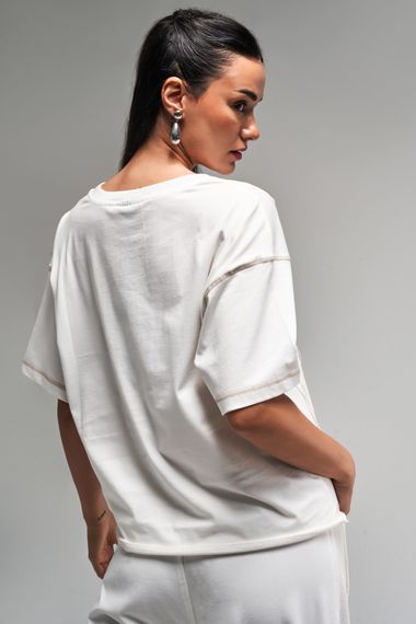 Kadın Ekru Renk Bol Kesim Tasarım Oversize Tişört - fotoğraf 3