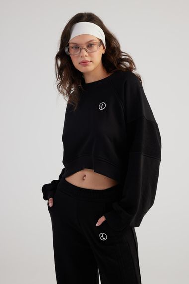 СвSweatshirt Holly Lolly Cali черного цвета, размер XS, без покроя, с логотипом, стильный кроп и 3-ниточный материал - фото 3