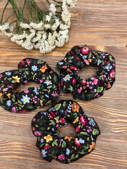 3 Piece Black Background Colored Floral Hairpin