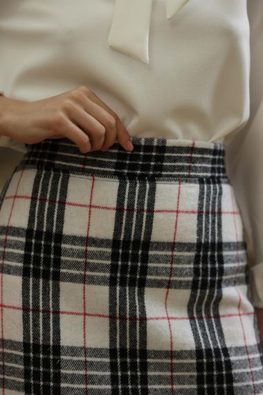 Black-White Plaid Long Skirt - photo 2