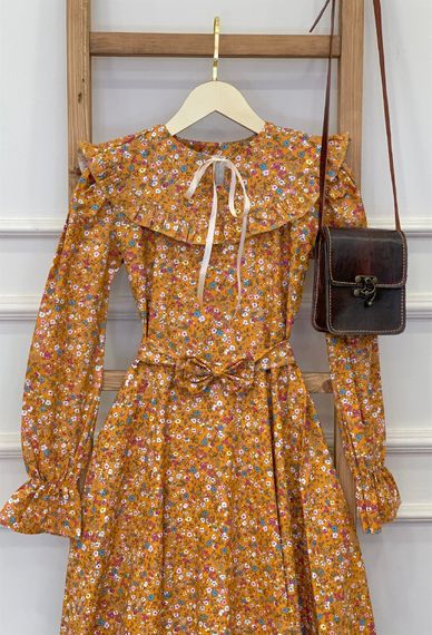 Tesettür Vintage Seyyar Yakalı Hardal Çiçekli Balon Kol Kloş Elbise - fotoğraf 2