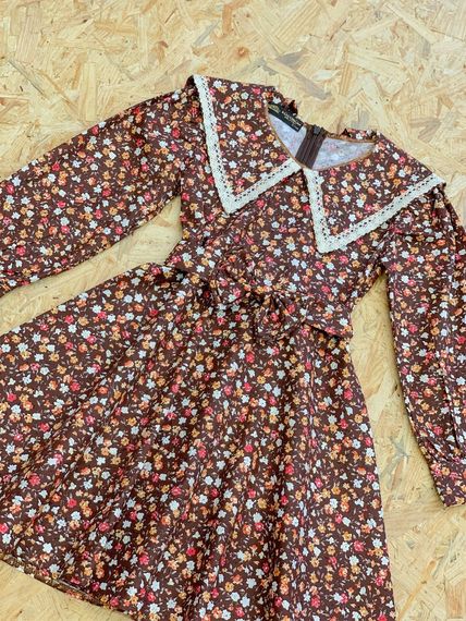 Vintage Neckline Brown Floral Long Sleeve Flared Girl Dress - photo 3