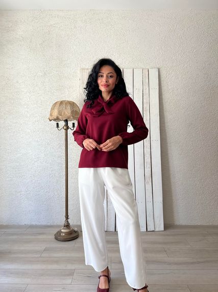 Бордо блузка з зав'язкою на шиї з креп-тканини, ідеальна для повсякденного використання та ніжного стилю - фото 3